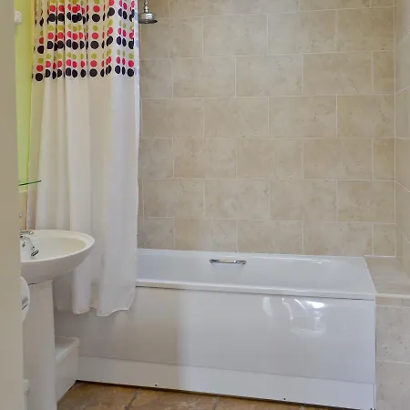 Holiday home Swallows *